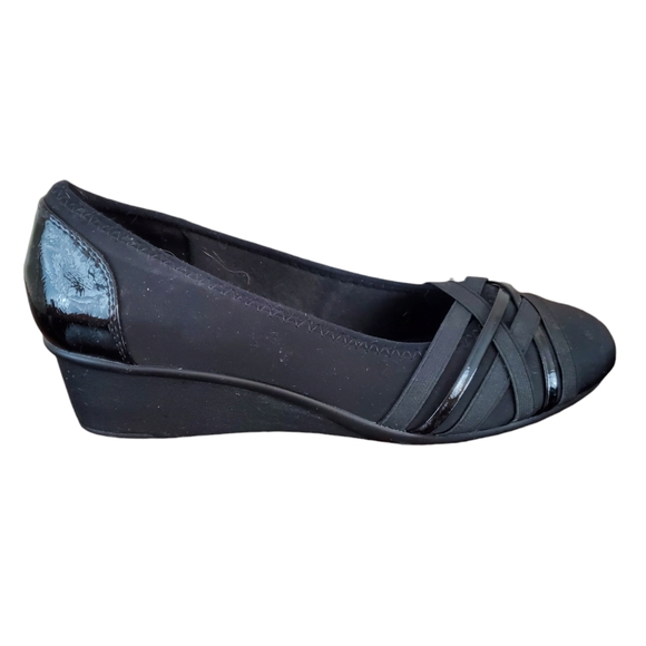 Croft & Barrow Women's Landscape Slip On Ballet Wedge Shoes Black Size 9 1/2 Med - Picture 9 of 13